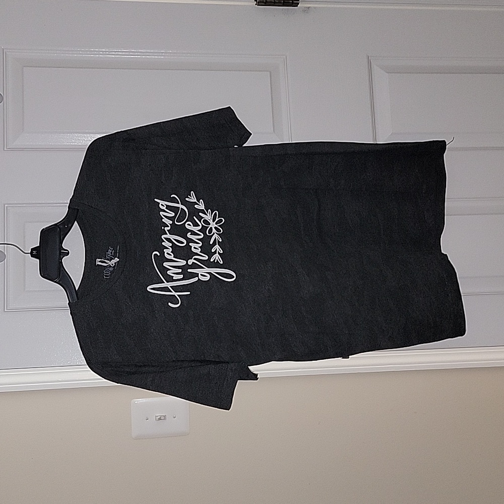 Elly and Grace Amazing Grace T-shirt